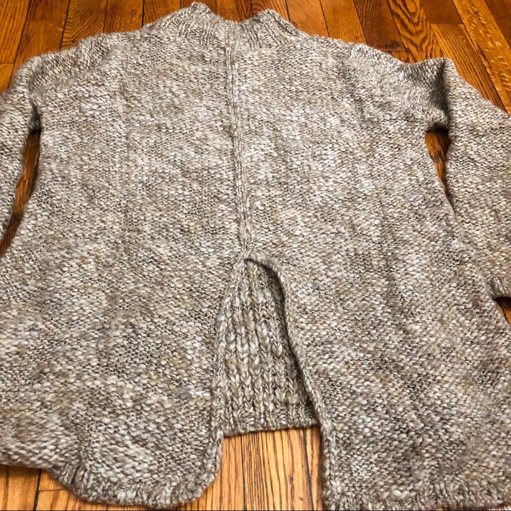 Zara | Long knit sweater with slit in back - Picture 5 of 8